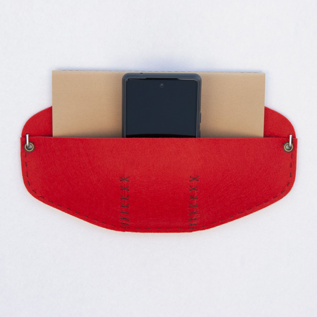 Vide-poche mural rouge Hyphen