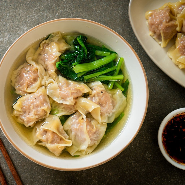 soupe de raviolis de crevettes 