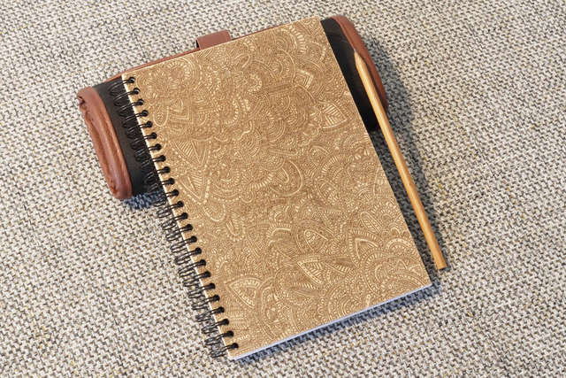 CARNET EN BOIS - MANDALA #2