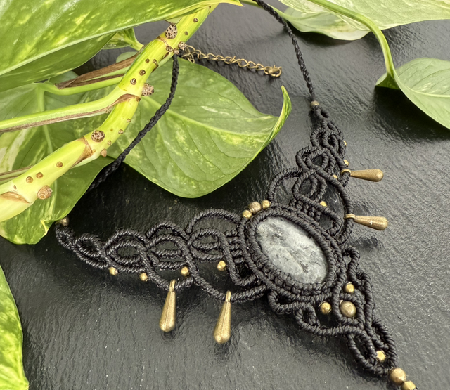 Captain PK Picasso Jaspis Makramee Kette