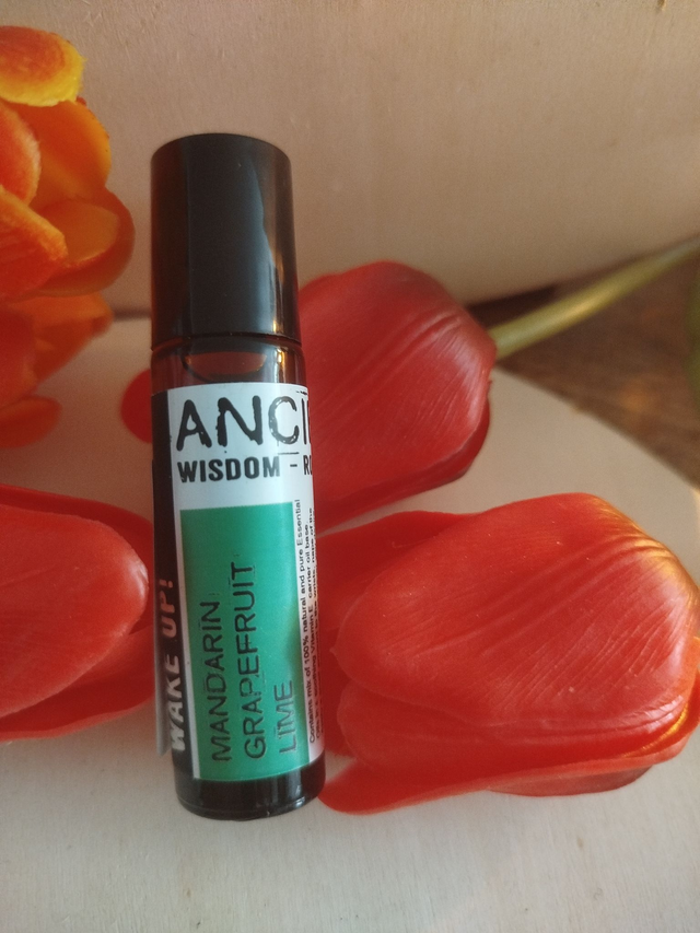 🍊 Roll-on Énergie – Mandarine, Pamplemousse &amp; Citron vert