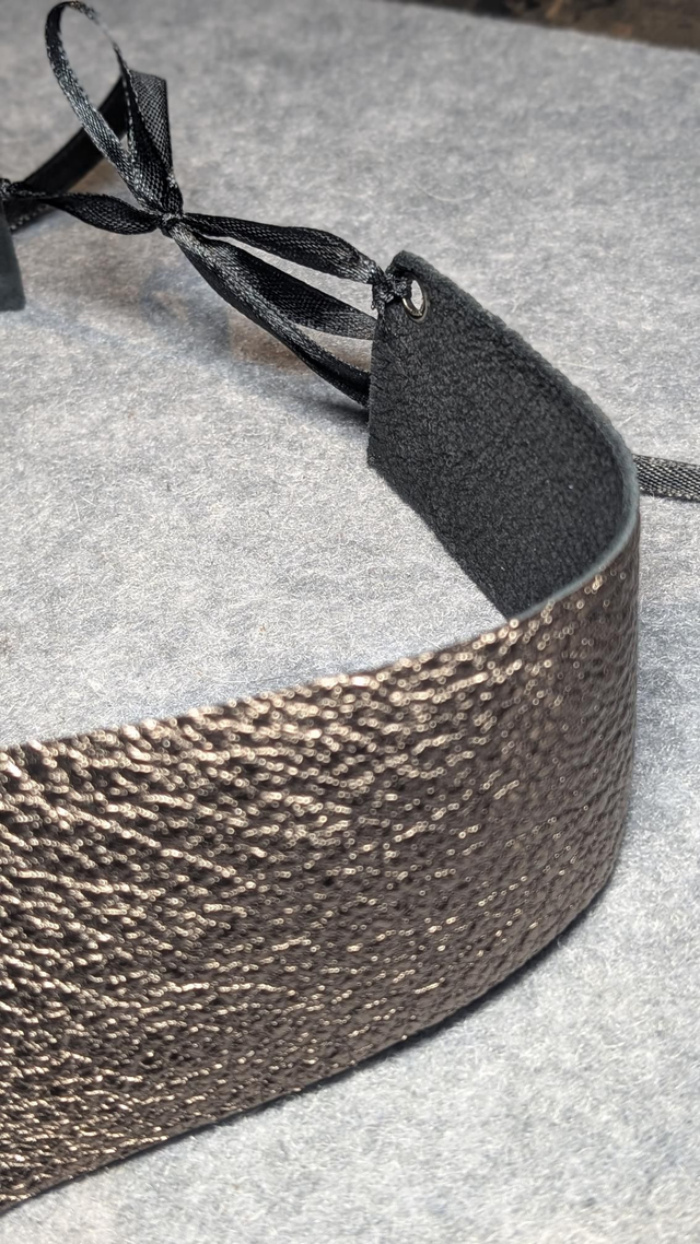 The Twist Collar | Metallic Bronze Leather