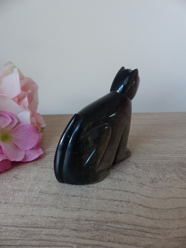Figurine Chat en Obsidienne Dorée, Sculpture Chat Assis en Pierre, Chat Félin Collection, Lithothérapie, Cadeau Amoureux des Chats