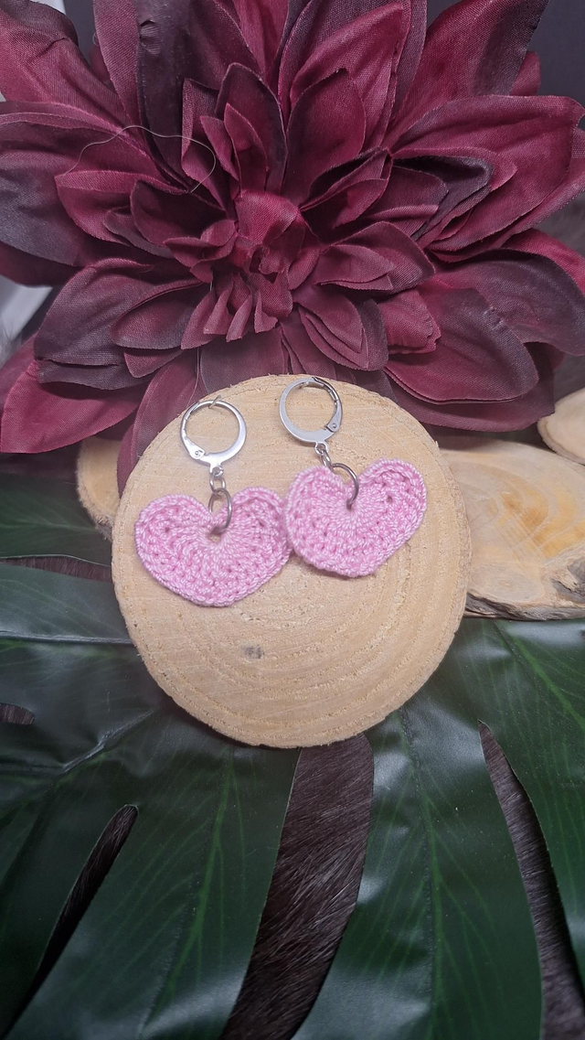 2003. Hartjes oorbel