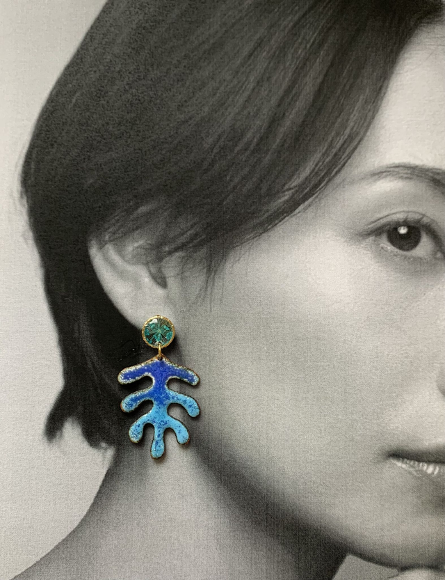 Pièces uniques - Boucles d'oreilles en émail et fleurs séchées