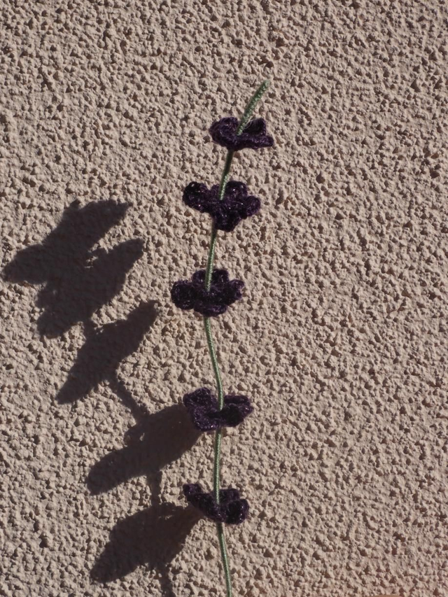 Tige violette foncé pailleté 