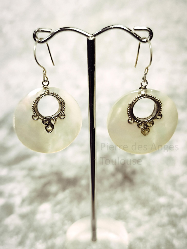 Boucle d'Oreilles Nacre Blanche