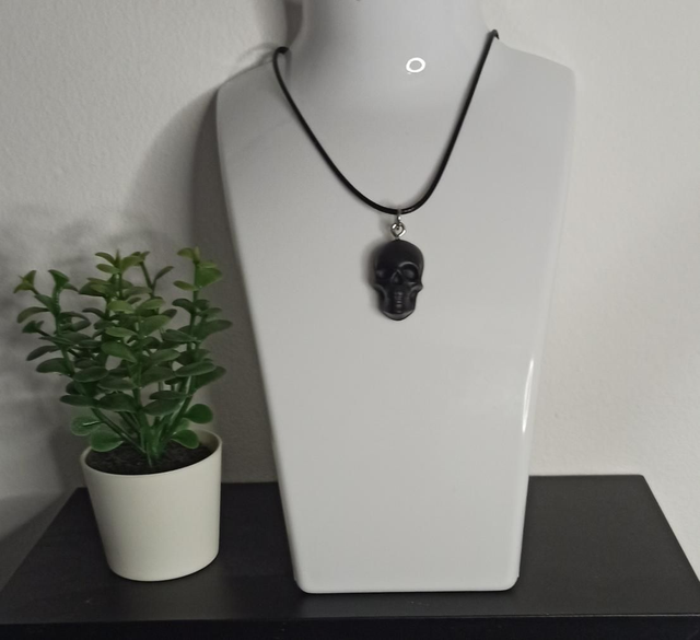 Pendentif SKULL noir 