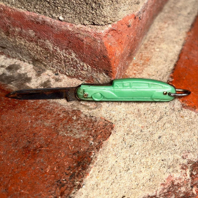 1930’s Deco Classic Motor Car Green Pocket Knife