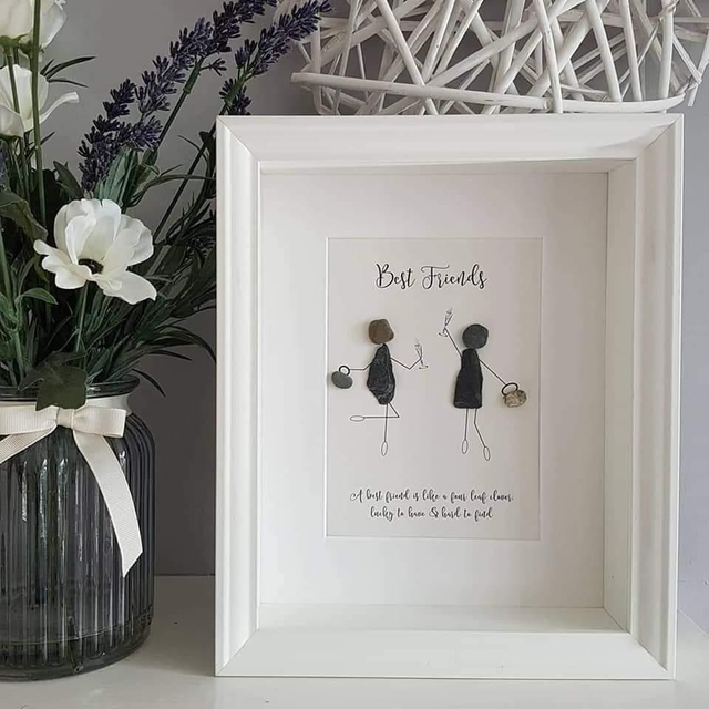 Best friends personalised pebble picture | 