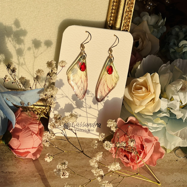 Boucle d’oreille aile de fée 