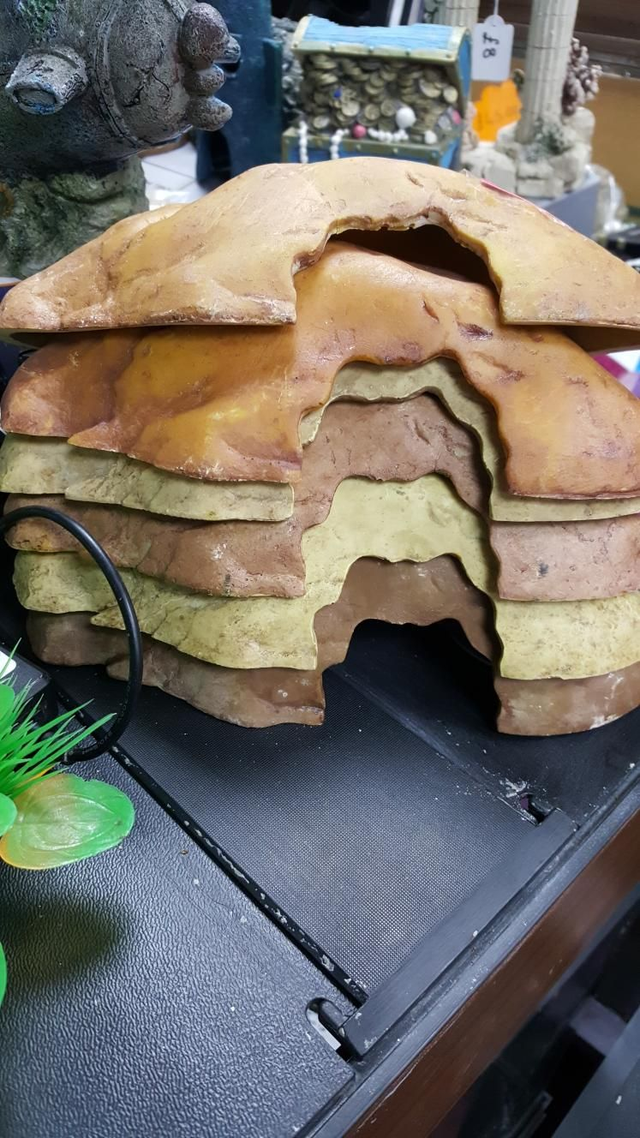 Resin cave/hide medium 