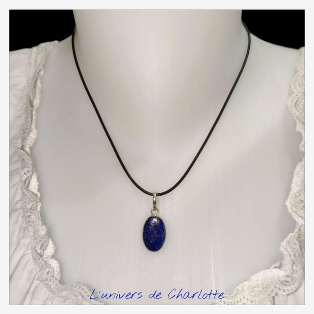 "Lapis lazuli" - Pendentif serti sur cordon - PN-044