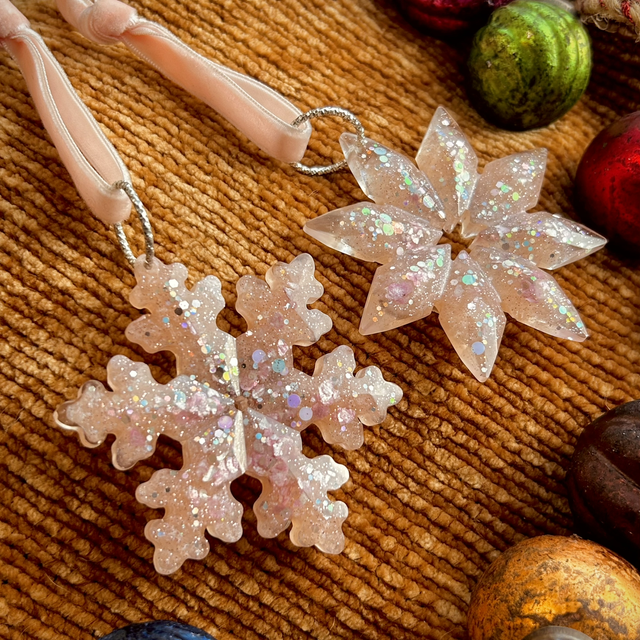 Snowflake Decorations Medium (Pack of 2) - Pink and Silver 