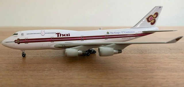 Thai Airways B747-4D7 &quot;Kings 72nd Celebration&quot; (HS-TGK), 1:400 