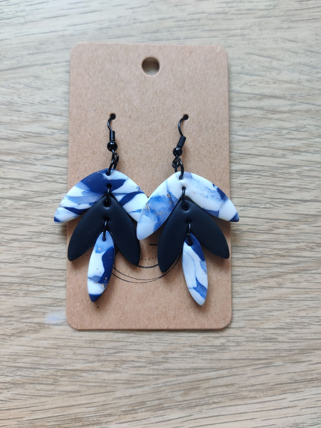 N°54 - Les audacieuses - Acier chirurgical