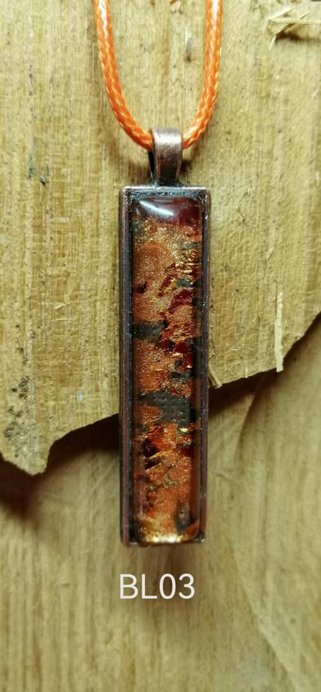 Collier BL03 Barre Long Mica 