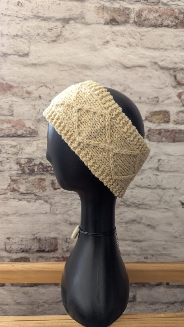 Cache oreilles Sofia 