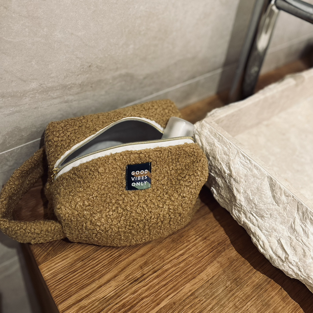 Trousse de toilette grand format "GOOD VIBES ONLY"