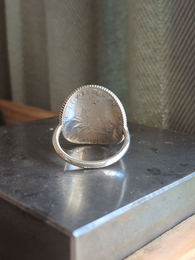 Bague en argent, avec pièce de 1 Franc semeuse.
