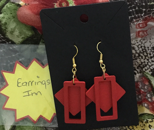 Red Wood Dangling Earrings-SWDE26