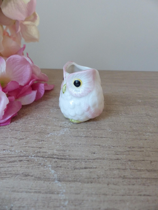 Porte-Pics Apéritif Chouette en Céramique – Figurine Hibou Blanche et Rose Vintage Japon | Petit Pot Déco Table Romantique