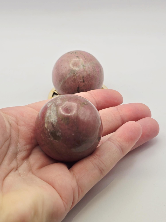 Rhodonite forme sphère
