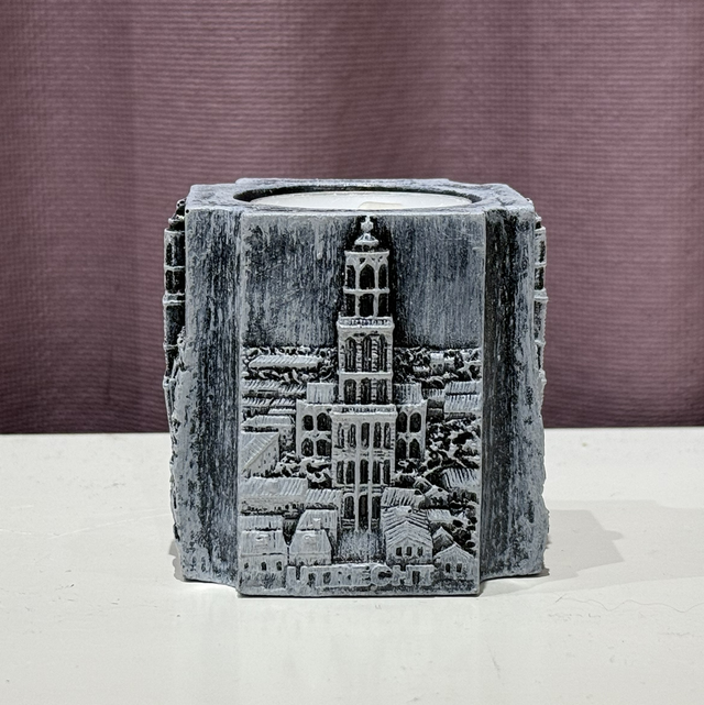 Domtoren waxinelichthouder vierkant (licht grijs) 