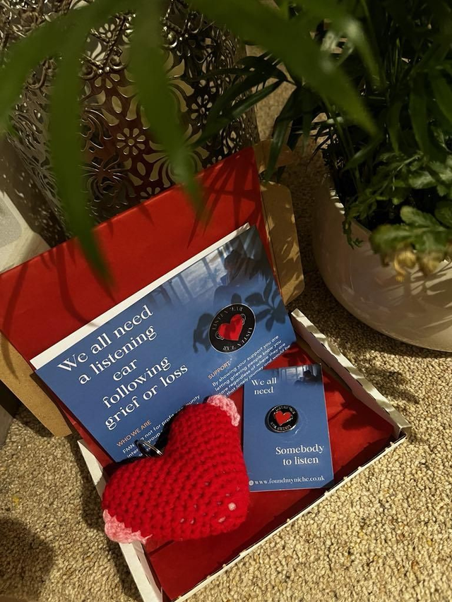 Listen 'Ear Campaign Pack (Home Delivery)