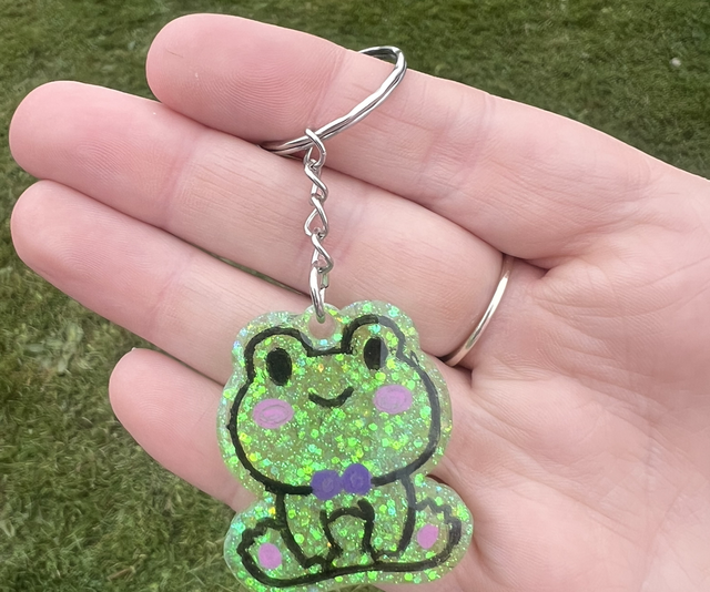 Cute froggy dude keyring
