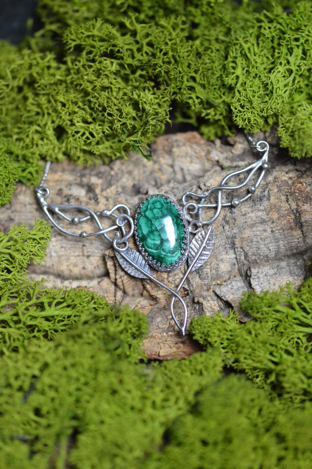 Collier Elfique - Malachite, feuilles simples