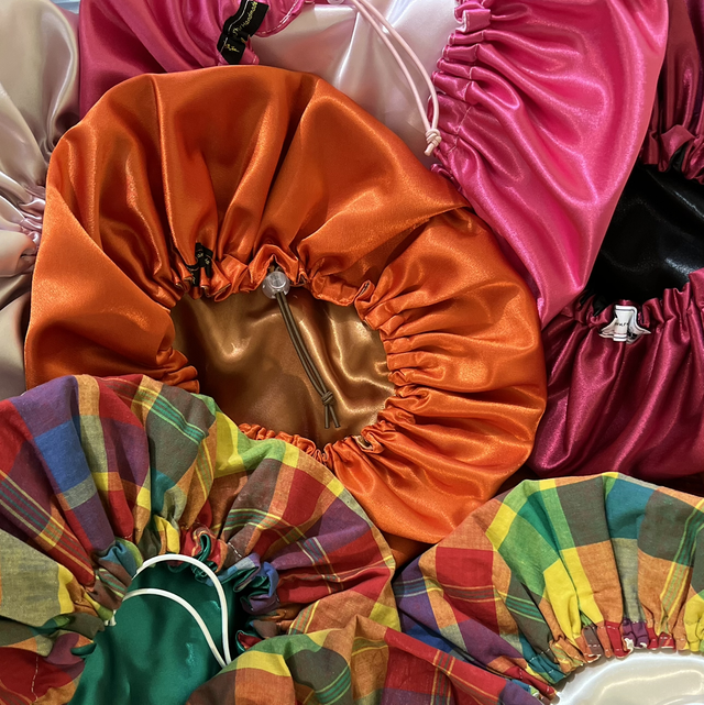 Bonnet unis en madras/satin M, L