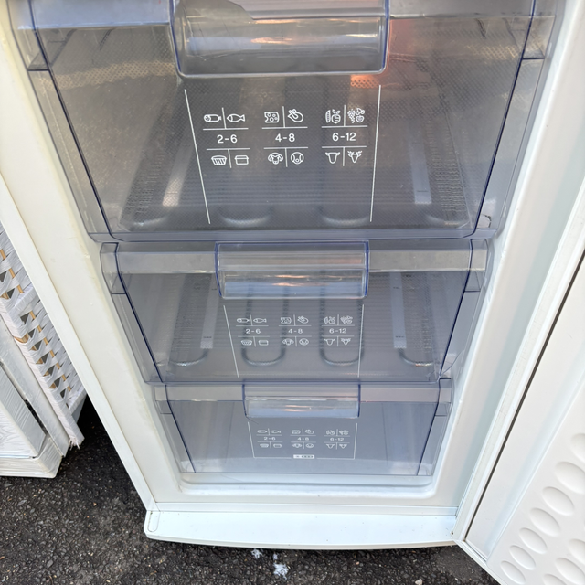Bosch Classixx Fridge Freezer