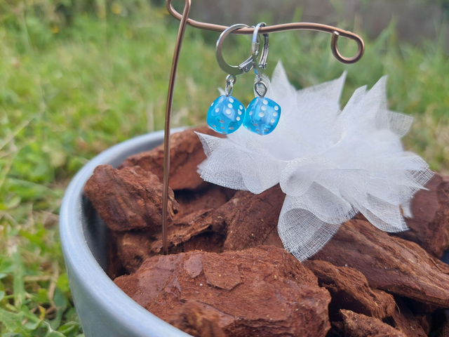 Boucle d'oreille pendante Pierre &amp; Perle