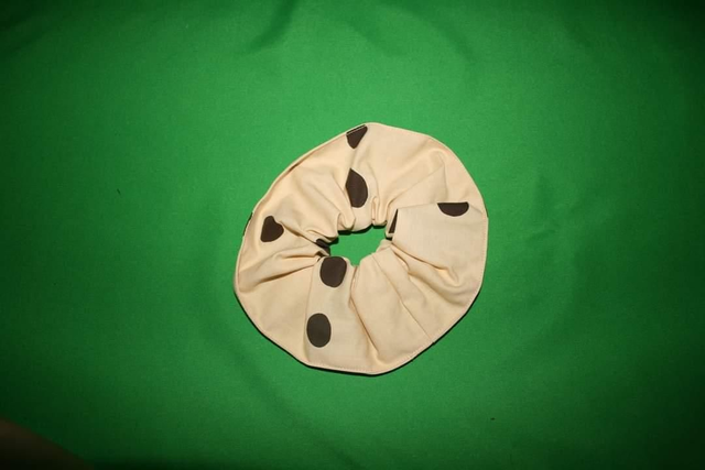 Chouchou Beige Ronds Marron