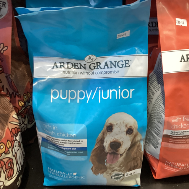 Arden Grange chicken dog food (puppy/junior)
