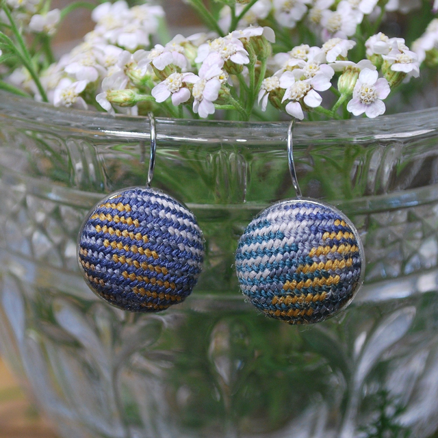 Boucles d&#039;oreilles dormeuses Manx