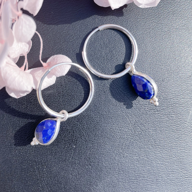Boucles d’oreilles Créoles argent et lapis lazuli 
