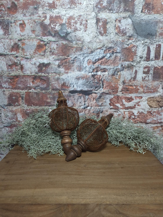 Roest hanger, kegel