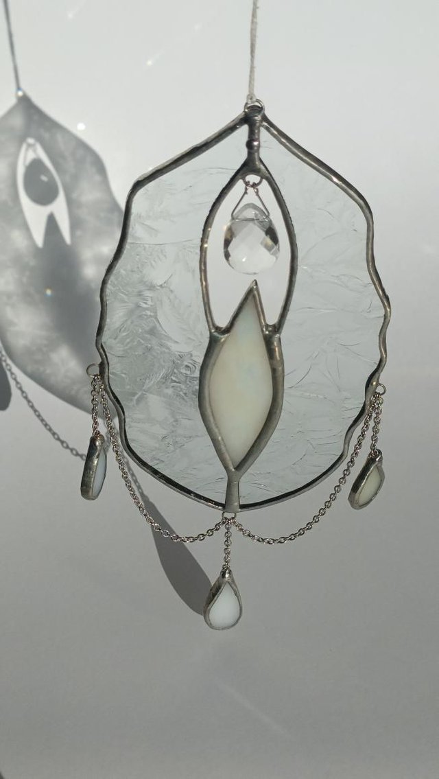 Vulva Queen blanc nacré