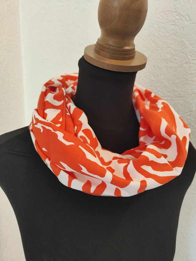 Tour de cou léger orange 