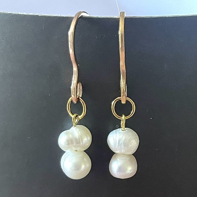 BO17 -Boucles d’oreilles perle de rivière 