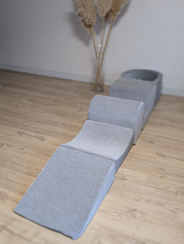 Parcours de motricité MeowBaby - Prix neuf : 199 euros