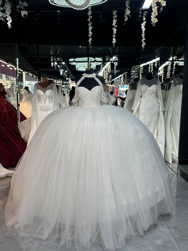 Robe de Mariée Princesse Col Collier Coeur avec Paillettes / Réf : RMP26