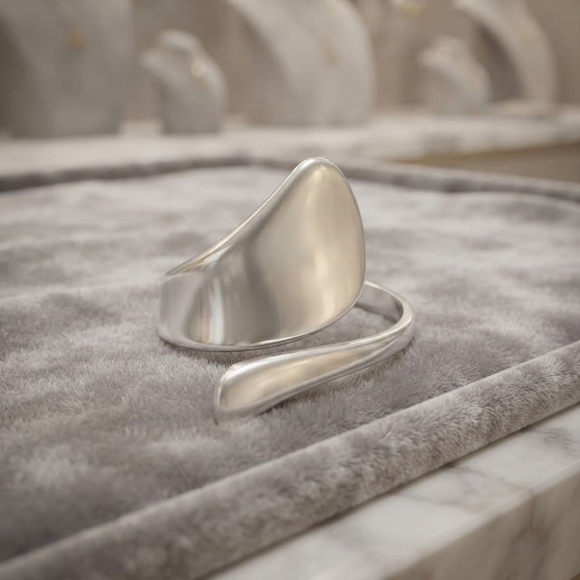 Anello Forma Libera Silver
