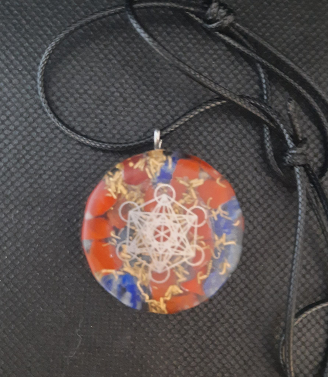 Pendentif Médaillon Lapis lazuli / Jaspe rouge