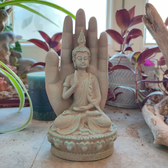 Main du Bouddha