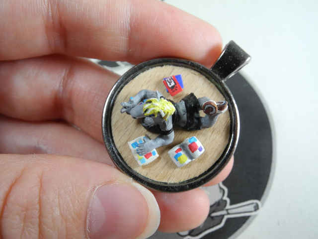 Sherry – collaborative Miniature Sculpture with Arthorse collective – Comic Art