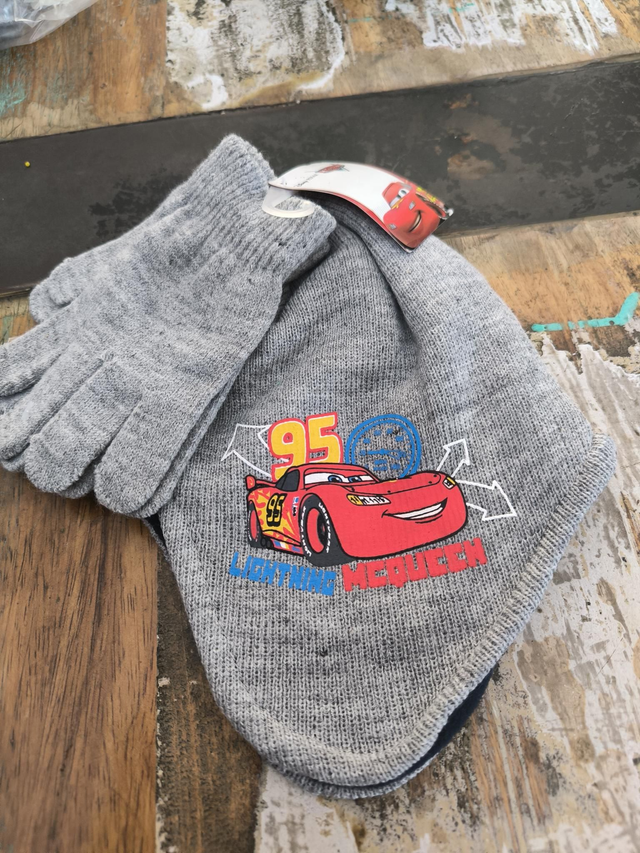 ENSEMBLE BONNET POLAIRE ET GANTS CARS