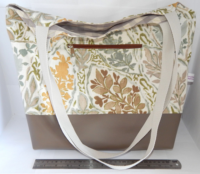 Market Bag with Faux Leather and Autumnal Fabric